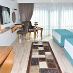 Отель Hanem 4*